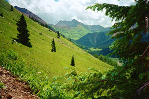 As we headed up the steep trail from Fravert Basin, the views kept us going.